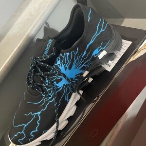 Men's Black and Blue Athletic Shoes